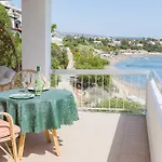 Coral Bay House *